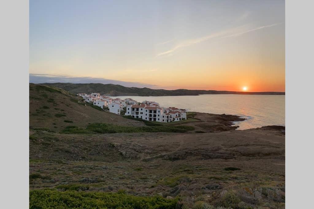 Miravent Terraza Y Jardin Frente Al Mar Menorca Apartamento Fornells  Exterior foto